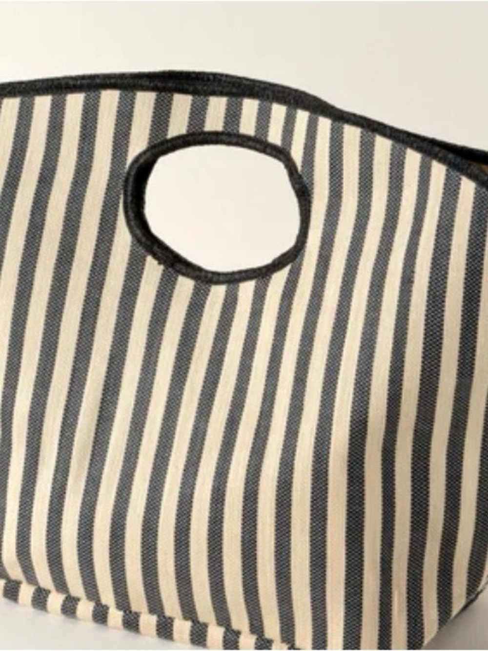 2 Striped Pink & Cream Tote Bags - Picture 3 of 9